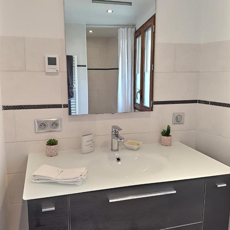 Charmant appartement de 50m2 pour 2 personnes - terrasse et balcon - Appartamento con 1 Camera da Letto - 20
