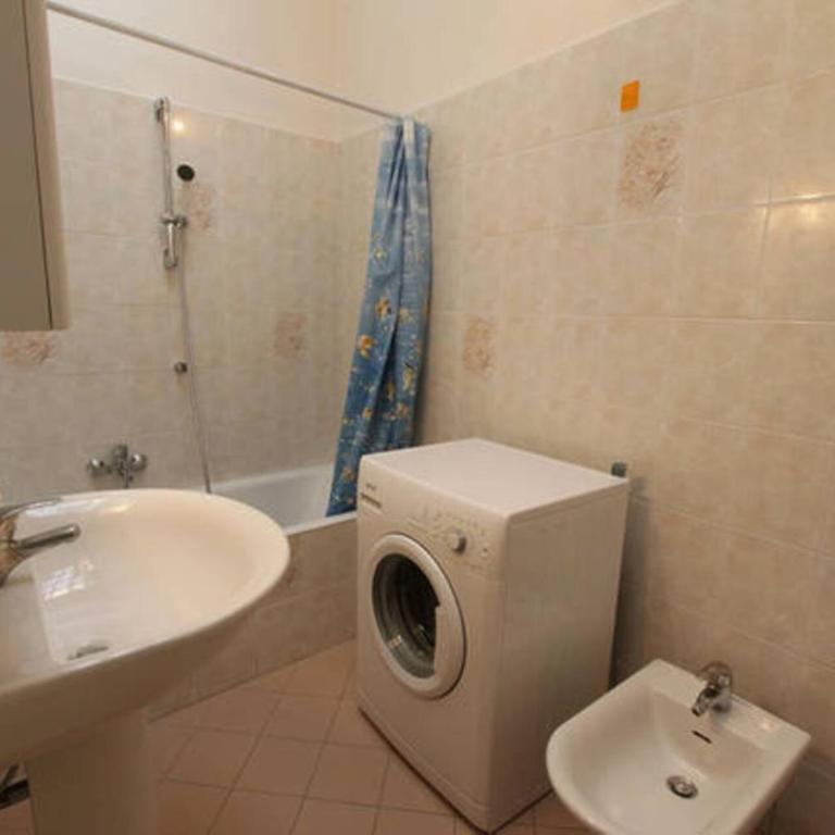 Captivating 4 -Bed Apartment in Bellagio Historic - Appartamento - 13