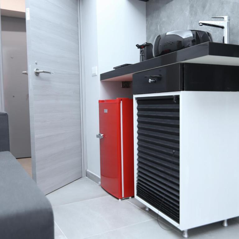 Montesanto Station - Triple Room with Terrace - 9