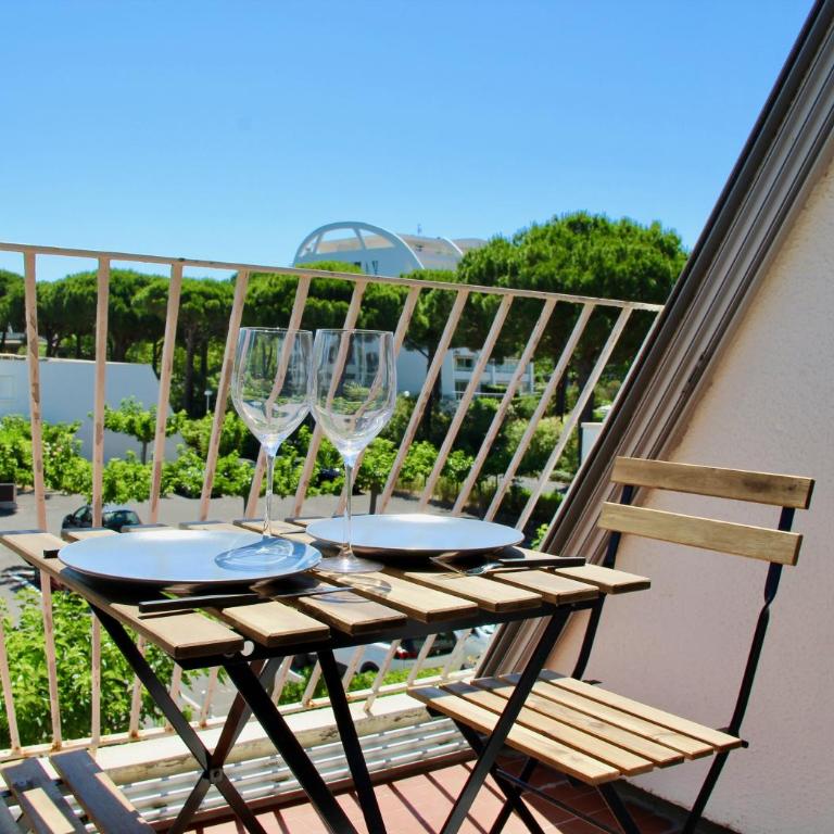 LE SERINITY - Studio 10 min des plages à pieds, wifi, parking, clim - Studio - 3
