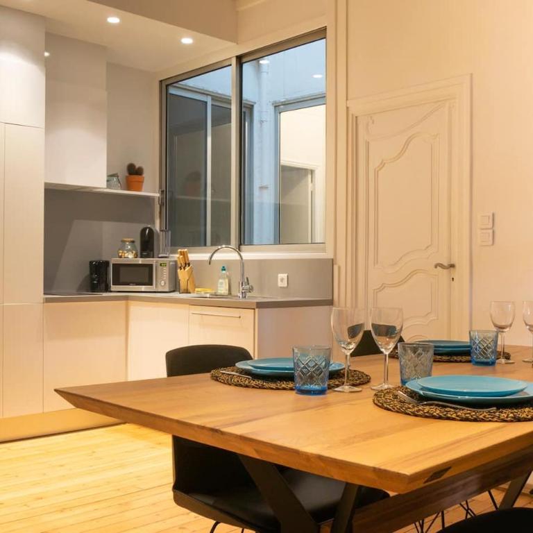 Confort Appartement 110 m² CleanNcosy Toulouse Hypercentre - Three-Bedroom Apartment - 6