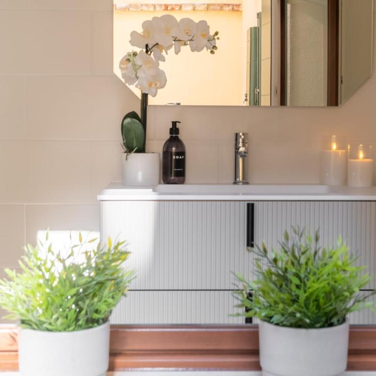 San Giacomo dall'Orio Garden Apartment R&R - One-Bedroom Apartment - 11