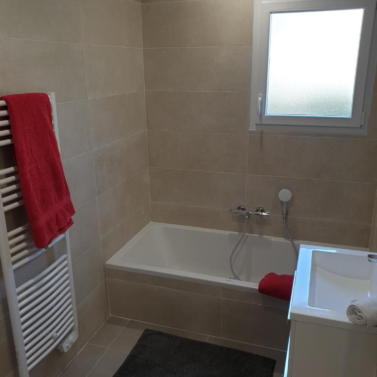 Appartement Jardin - Appartamento con 3 Camere da Letto e Vista Montagna - 48