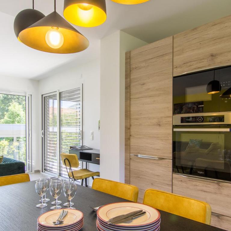 Appartement Jardin - Appartamento con 3 Camere da Letto e Vista Montagna - 2
