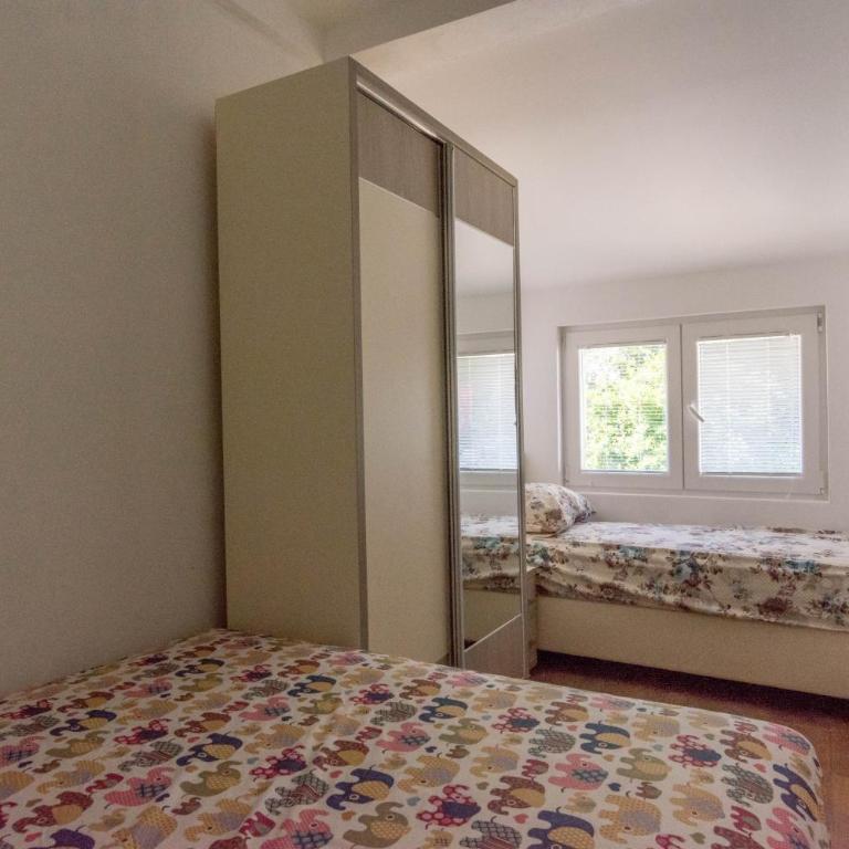 Apartments Elena - One-Bedroom Apartment - 2