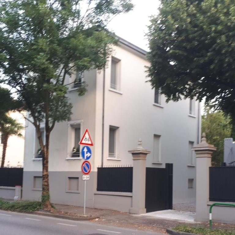 Villa Fiorentino - Camera Matrimoniale/Doppia con Letti Singoli - 12