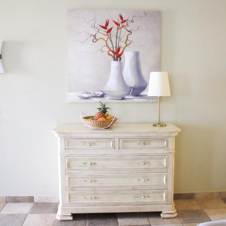MARIA DEL RISCO by Buenavilla - Three-Bedroom Villa - 15