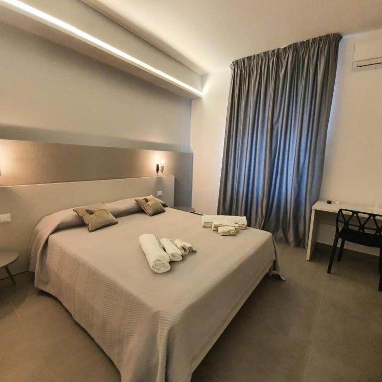 Charme Rooms Siracusa - Camera Matrimoniale - 4