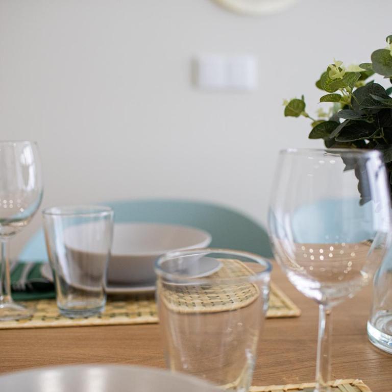 FLORIT FLATS - City Arts & Port Suites - 15 min Beach - Apartment mit 2 Schlafzimmern - 26