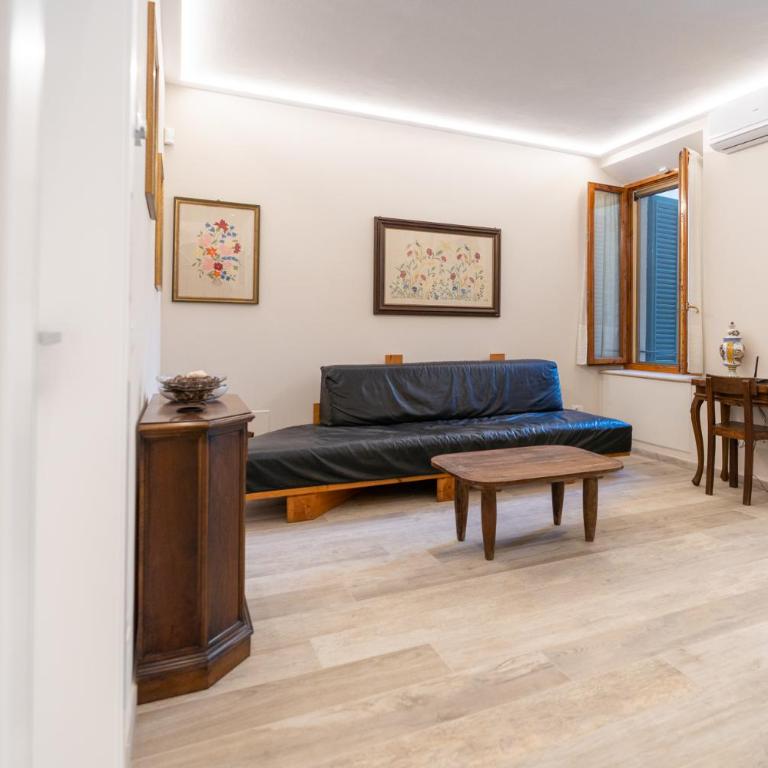 EM Apartment - Appartamento con 2 Camere da Letto - 4