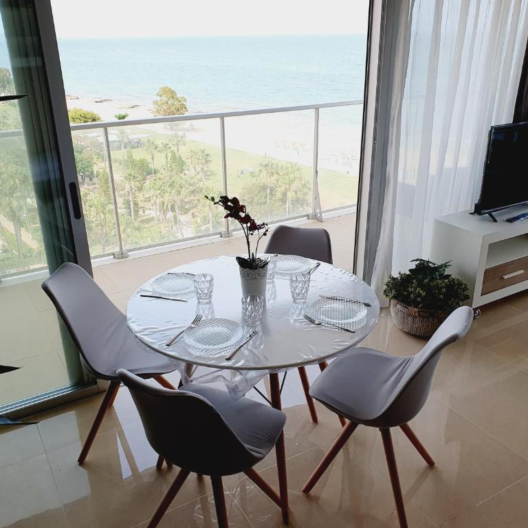 Holiday Deluxe Apartment Miramar Magic World - Alojamiento frente a la playa - 6