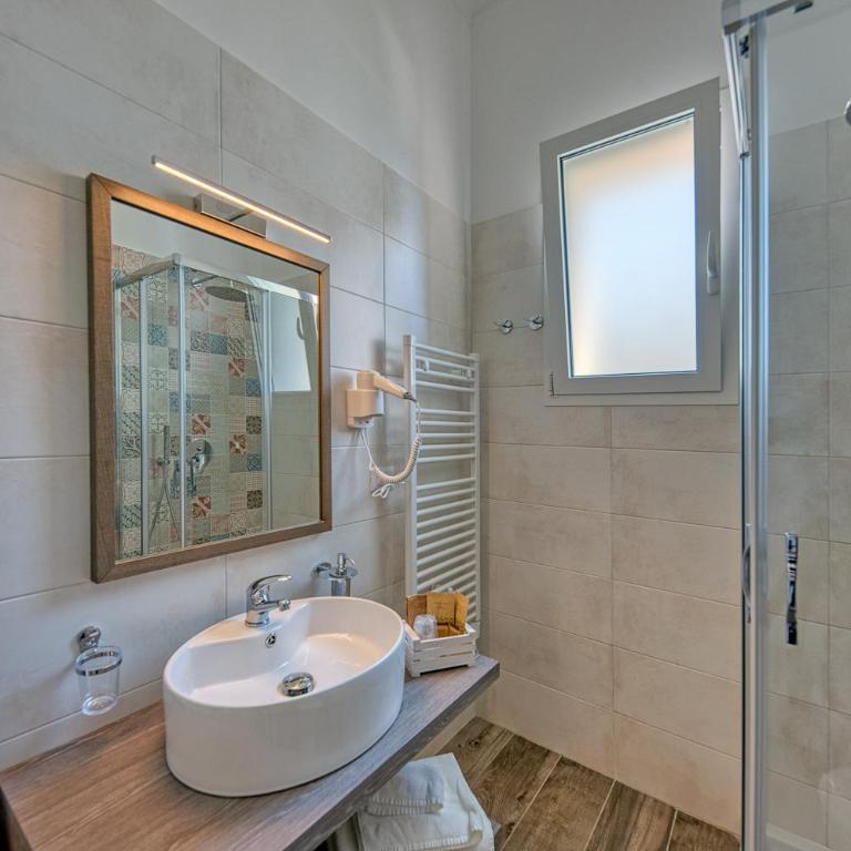 ILICE B&B - Double Room with Balcony - 4
