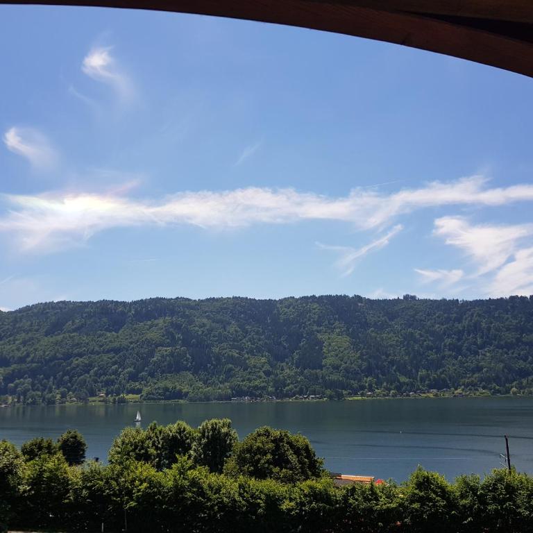 Ferienwohnung Karasek mit Seeblick - Apartment mit 1 Schlafzimmer - 3