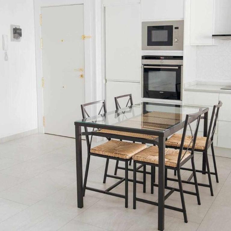 Unik Apartment Alicante - Deluxe Apartment - 4