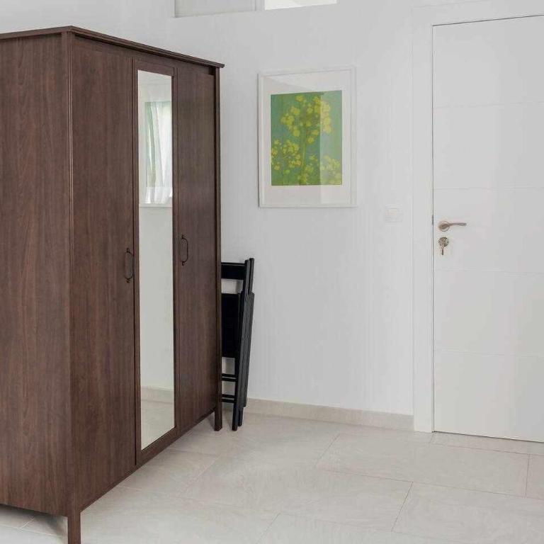 Unik Apartment Alicante - Deluxe Apartment - 15