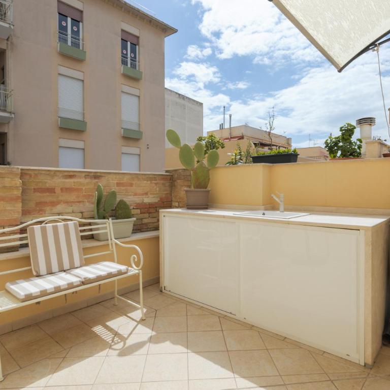 A Gem in the City - Apartment - 36