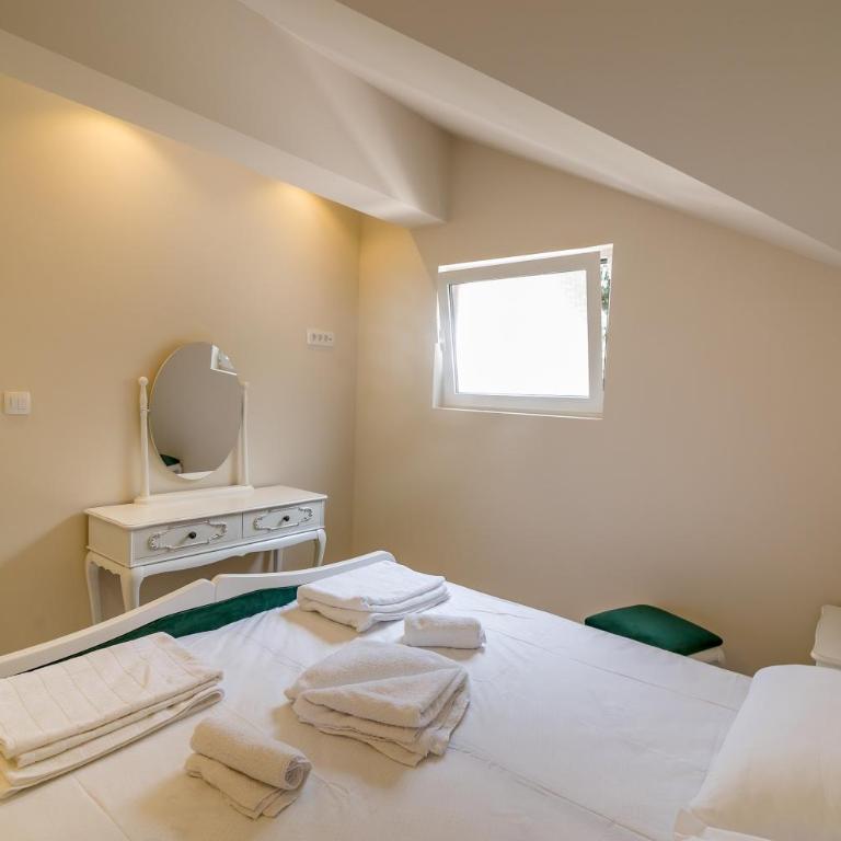 Apartments Milanović - Apartman s 1 Spavaćom Sobom i Pogledom na More - 23