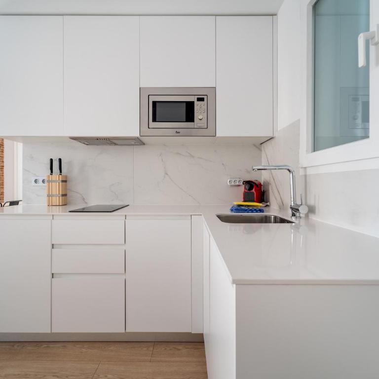 Bright Modern - 1Bedroom 1Bath - Lavapiés - One-Bedroom Apartment - 8