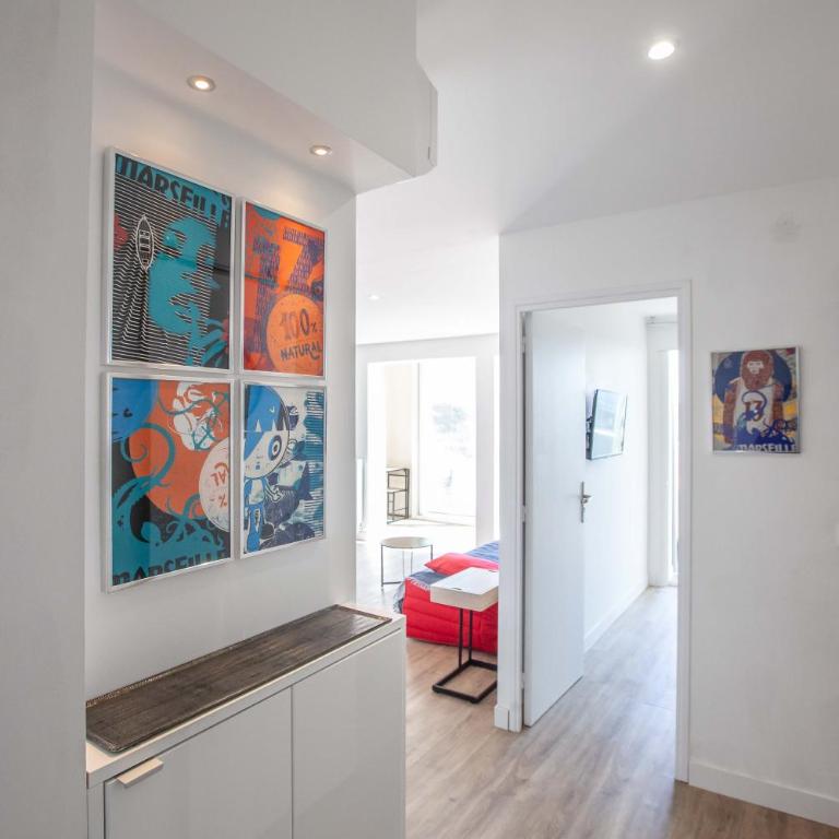 Très beau T2 climatisé refait à neuf, vue mer panoramique exceptionnelle à 120m à pied de la plage - Apartment mit 1 Schlafzimmer - 8