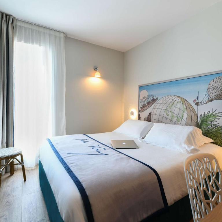 Hôtel Jules Verne Biarritz - Chambre Supérieure Lit Queen-Size - 1