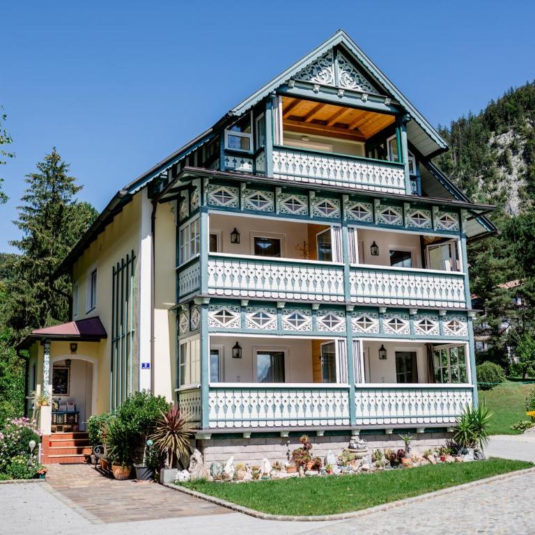 Pension Mozartblick - Apartment mit 2 Schlafzimmern - 1