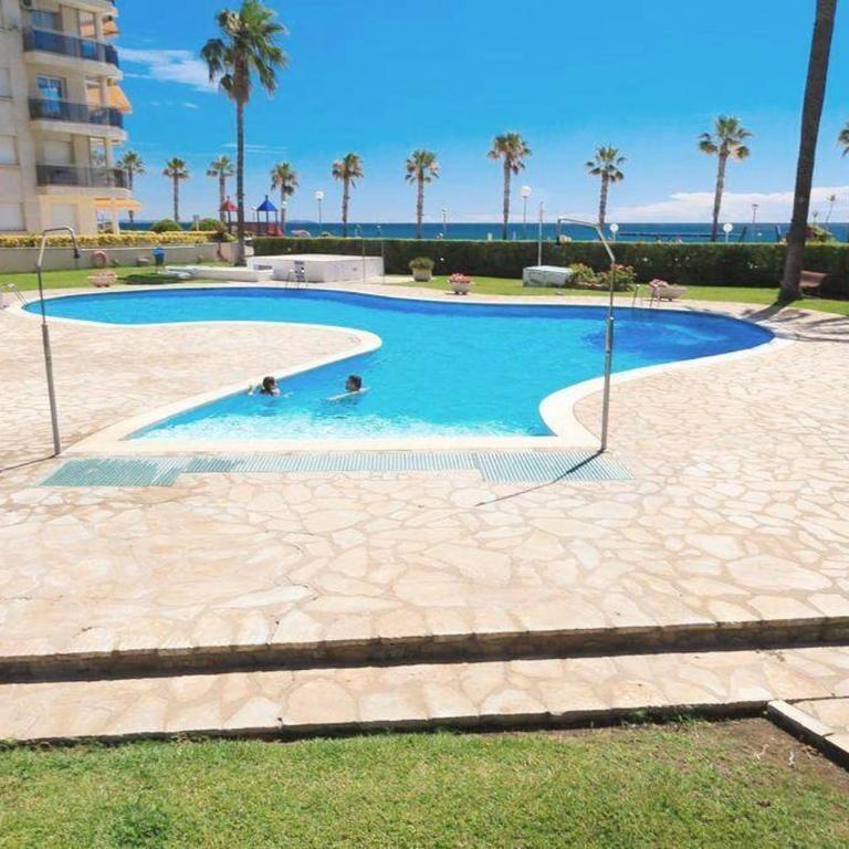 NEW! Modern apartment right on the beach! - Apartamento de 2 dormitorios - 36