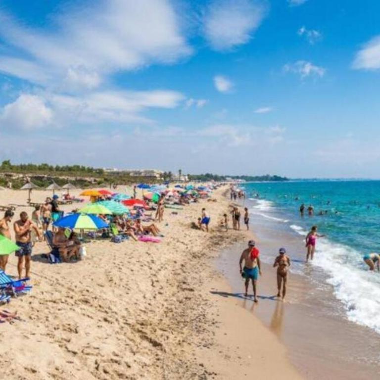 NEW! Modern apartment right on the beach! - Apartamento de 2 dormitorios - 44