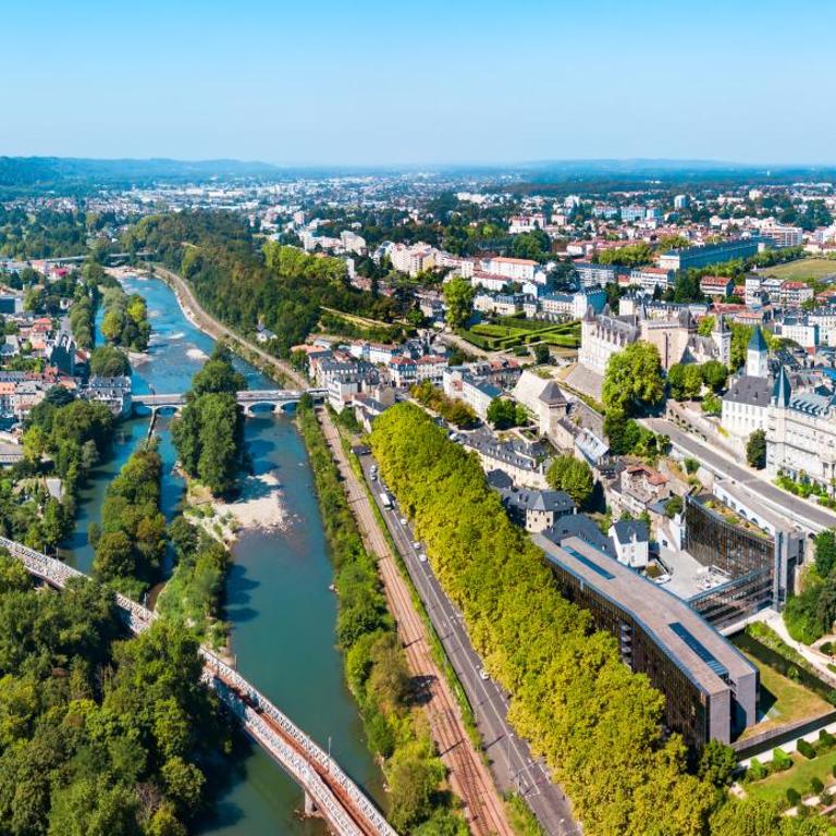 ONLOC - Montpezat Coup de cœur - Hyper Centre - Calme - WIFI - Appartement 1 Chambre - 25