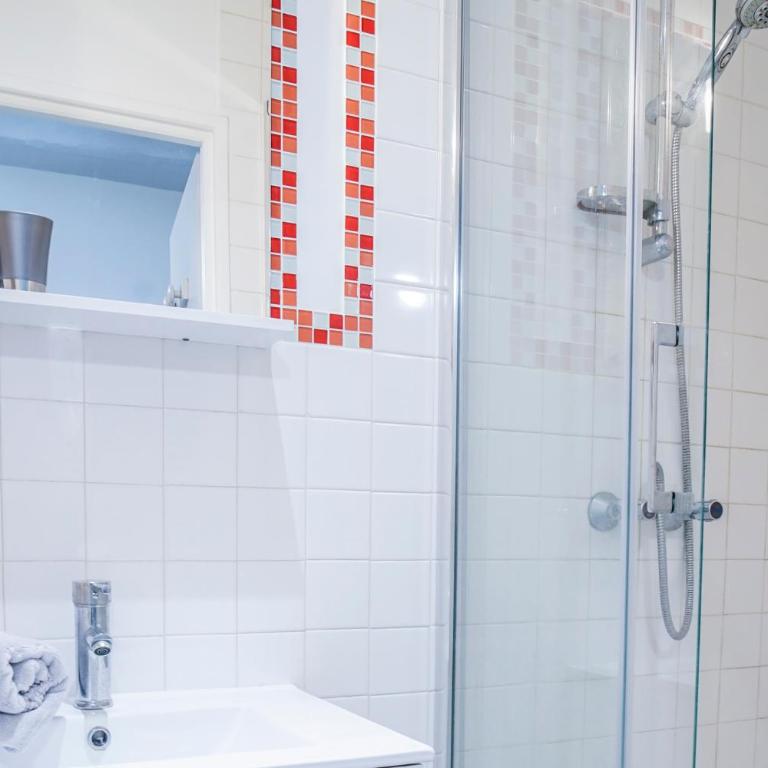 ONLOC - Montpezat Coup de cœur - Hyper Centre - Calme - WIFI - Appartement 1 Chambre - 16