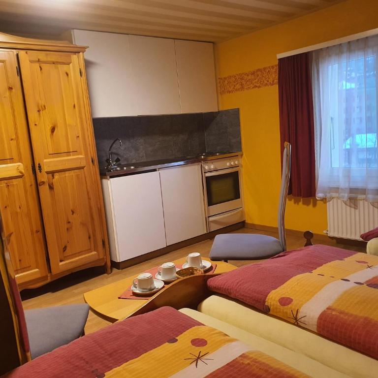 Hotel Klein Matterhorn - Dreibettzimmer - 1