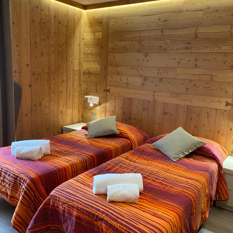 Sottosopra Alps Apartments & Rooms Ski & Bike room - Camera Matrimoniale/Doppia con Letti Singoli - 6