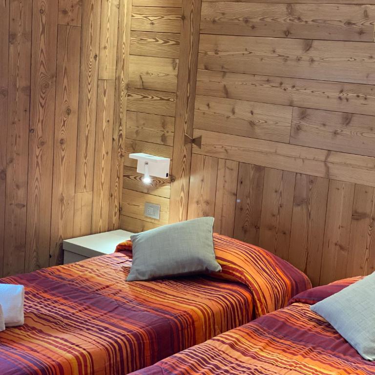 Sottosopra Alps Apartments & Rooms Ski & Bike room - Camera Matrimoniale/Doppia con Letti Singoli - 1