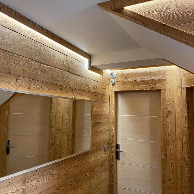 Sottosopra Alps Apartments & Rooms Ski & Bike room - Camera Matrimoniale/Doppia con Letti Singoli - 3