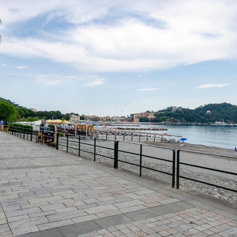 JOIVY Spacious 2-bedroom flat with Balcony near Beach in Sestri Levante - Appartamento con Terrazza - 6