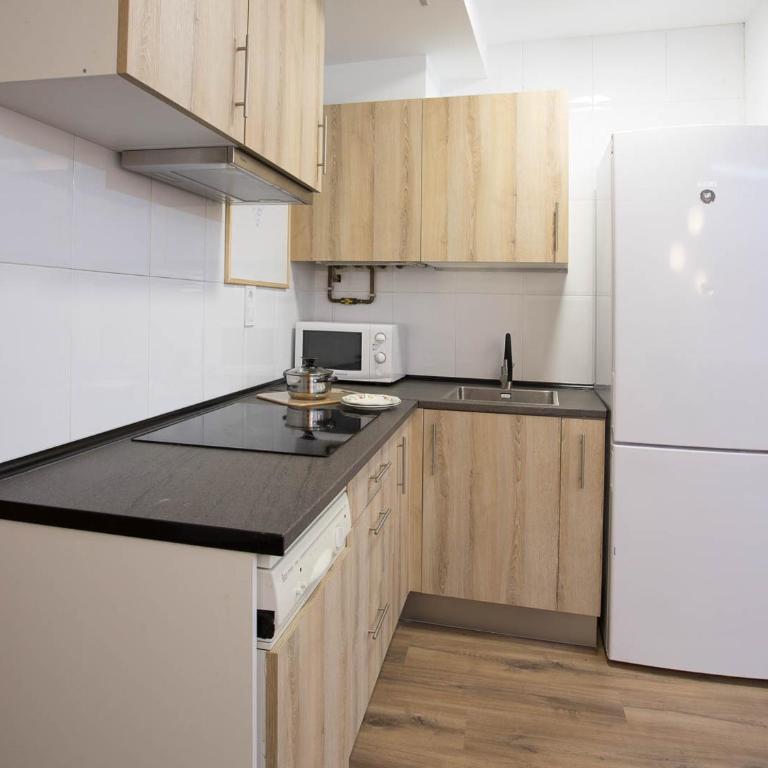 Apartamentos El Pilar - Apartamento de 1 dormitorio - 7