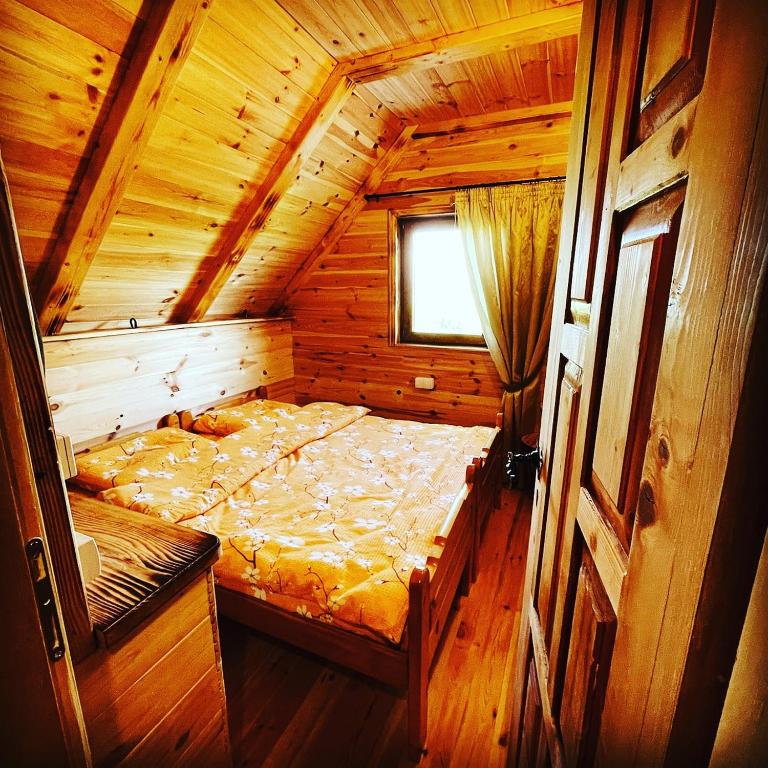 Brvnara Iskra Smrcevo brdo - Three-Bedroom Chalet - 36