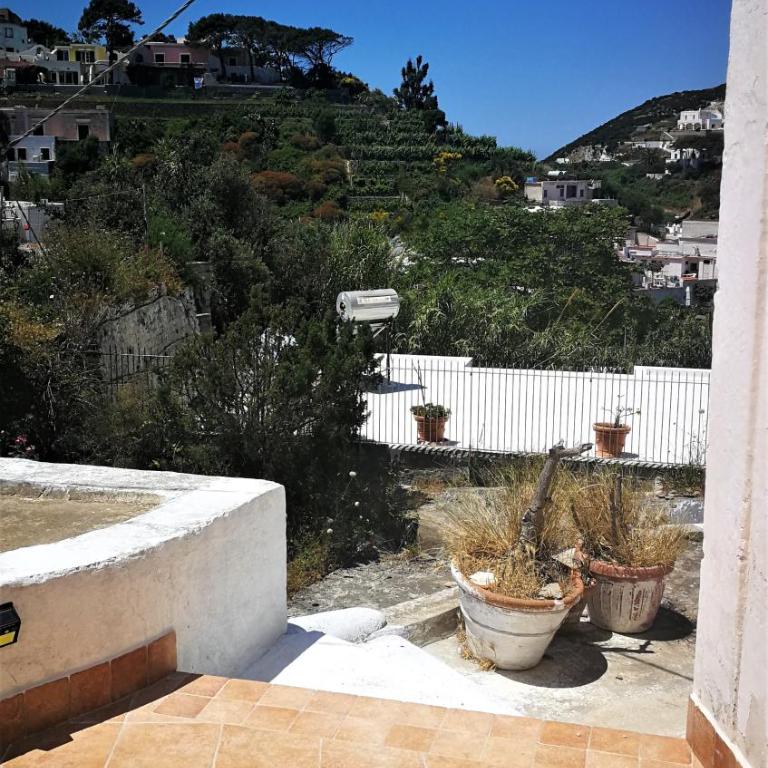 Visitponza - La casa di Eolo - Camera Matrimoniale con Bagno Privato - 4