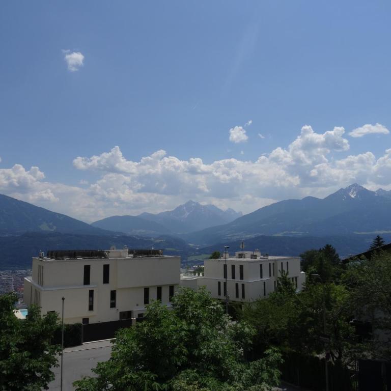 Holidayhome OMYXL - Appartamento con Vista Montagna - 1