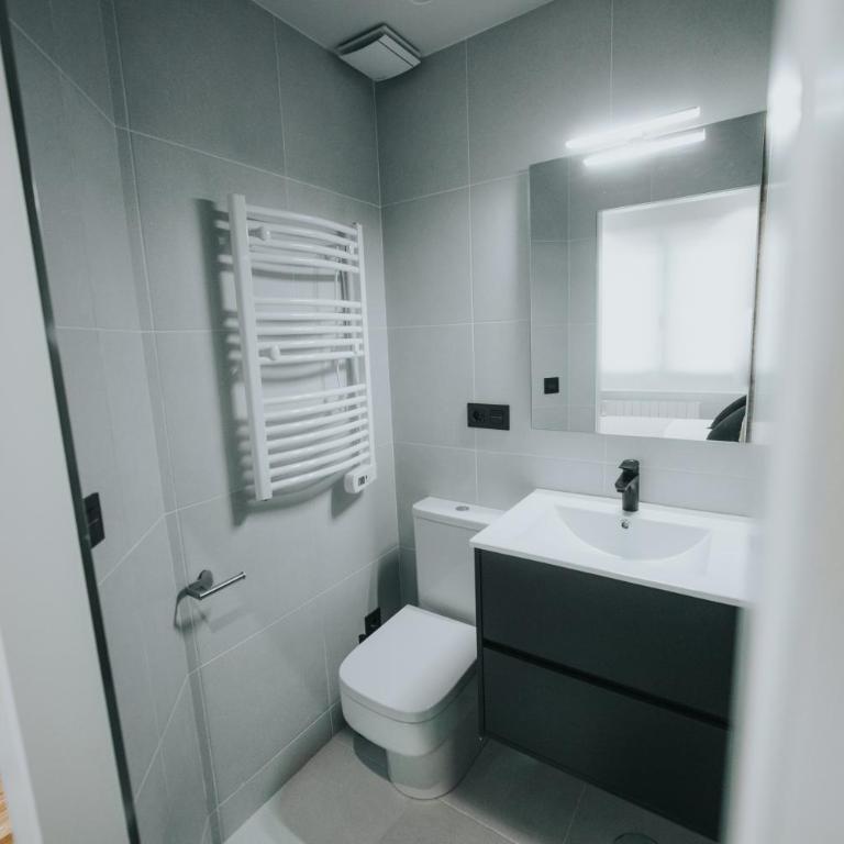 Apartamentos MK77 León - Palomera - Apartamento Superior - 7