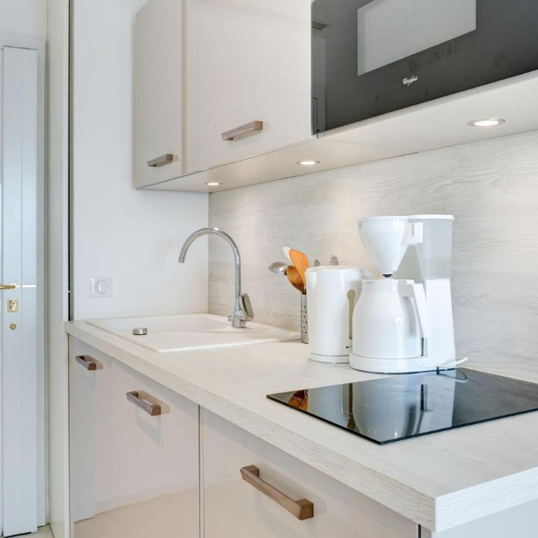 Upstays Sea View Terrace 20m2 Studio - Studio - 8