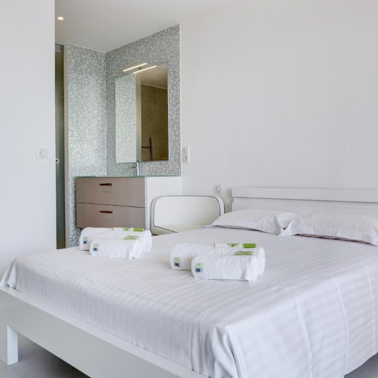 Upstays Sea View Terrace 20m2 Studio - Studio - 9