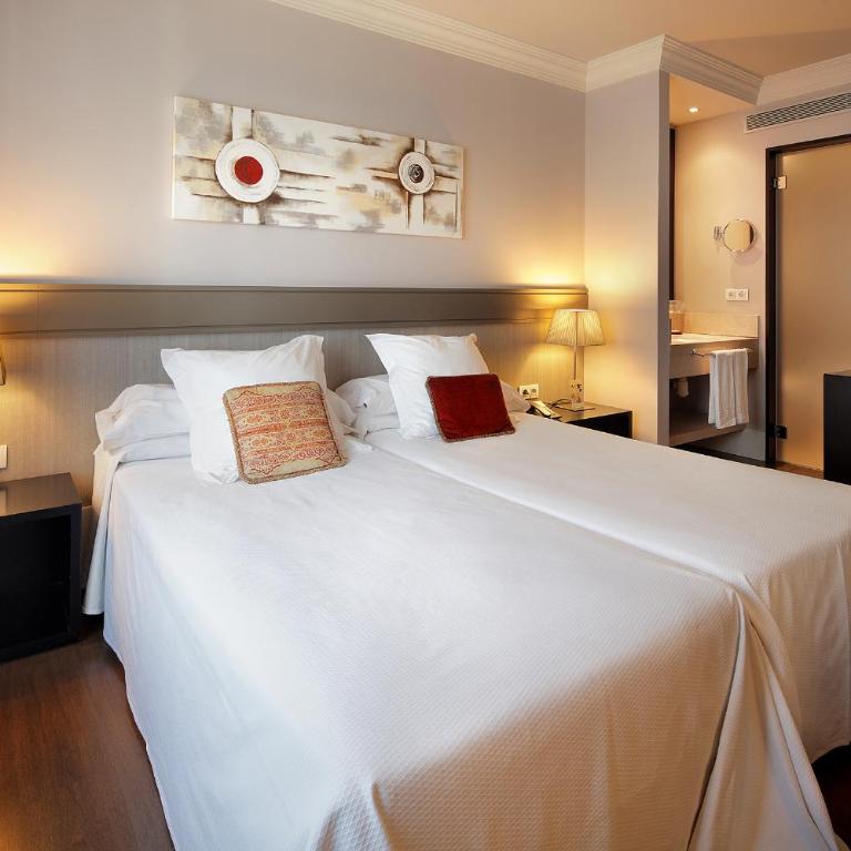 Hotel Condado - Double or Twin Room with City View - 6