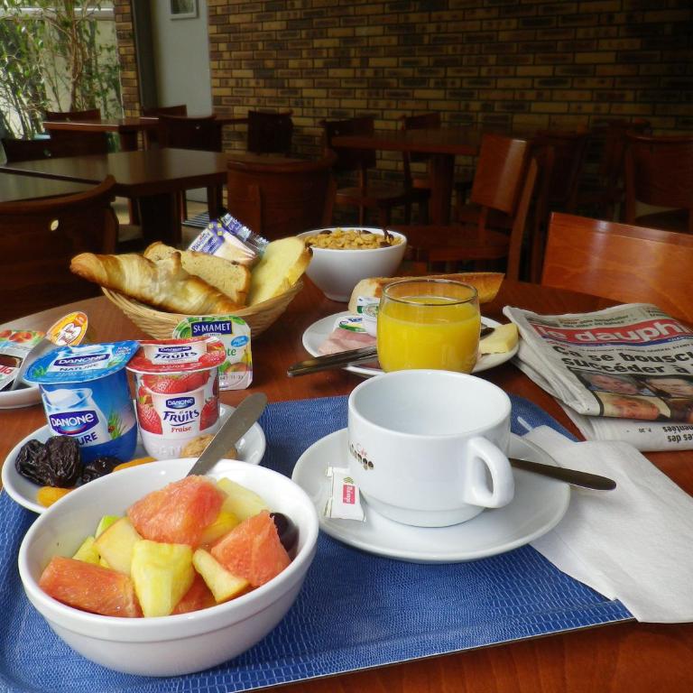 Hotel Amys Voreppe - Standard Double Room for Single Use - 7