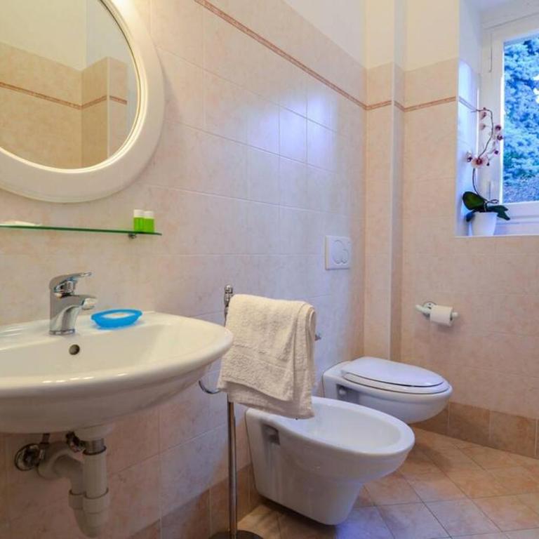 FREEDOM - One-Bedroom Apartment - 7