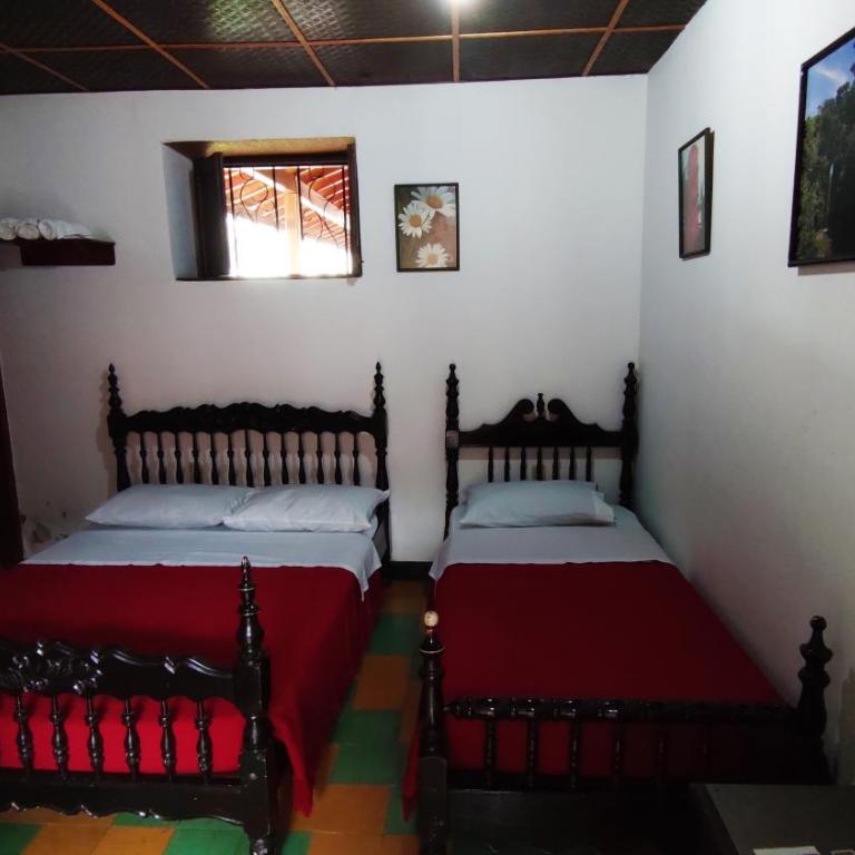 Hotel Cacique Chalalá - Habitación Triple con baño privado - 7