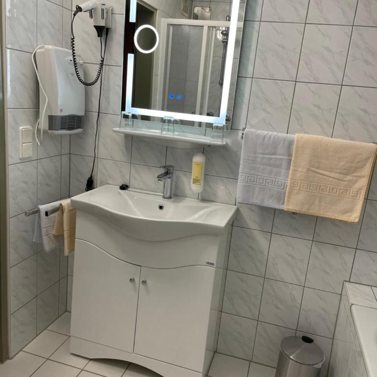 Pension Waldschenke am Wörthersee - Deluxe Familienzimmer - 6