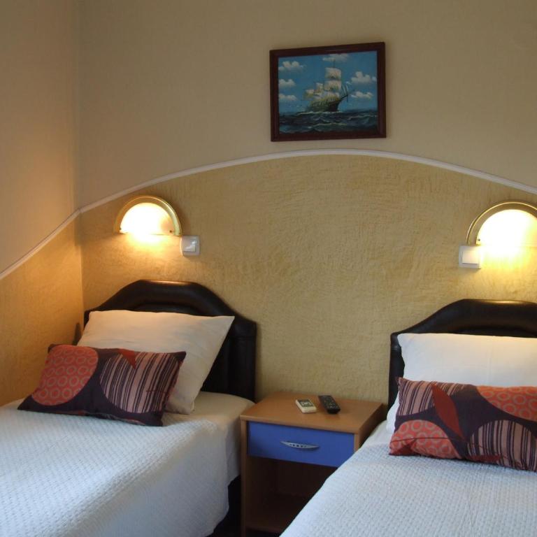 Apartments Pod Lozom with Seaview - Standard Twin Room - 5