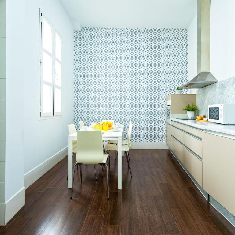 Genteel Home Larios - Apartamento Dúplex - 1