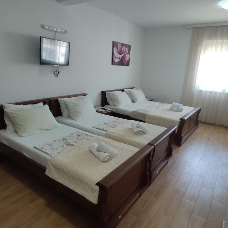 Casa ROBI - Apartments - Comfort Quadruple Room - 5