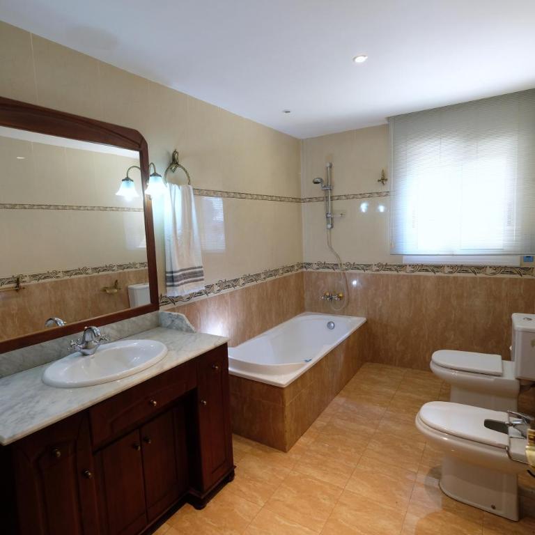 Magnifica Planet Costa Dorada - Villa con piscina privada - 17
